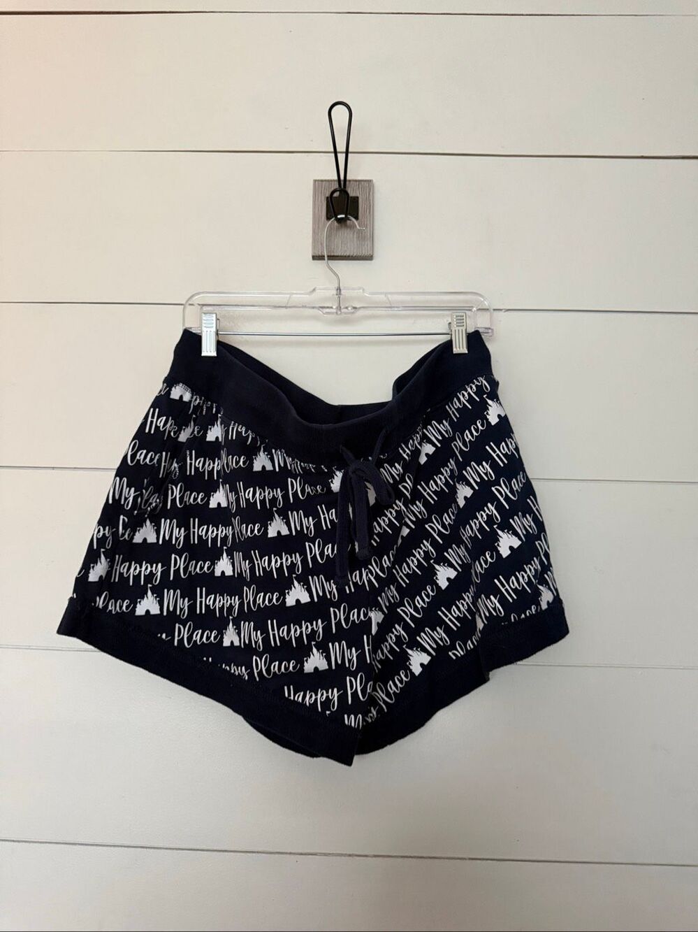 Disney Parks Women’s XL Navy Blue Happy Place Sweatshorts Disneyland